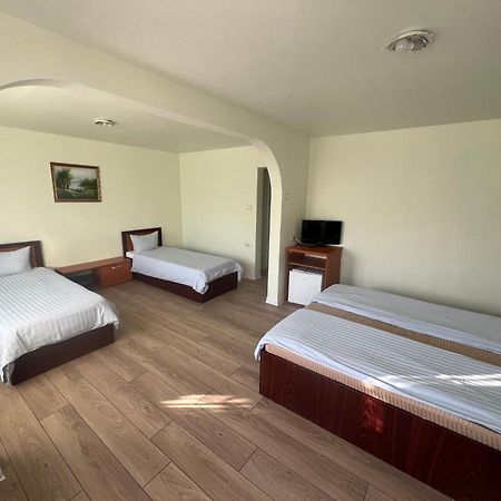 Hotel Le Baron Тімішоара Екстер'єр фото